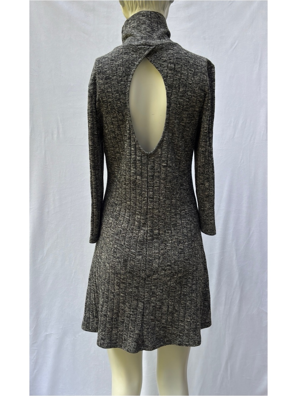 American Eagle Ribbed Knit Sheath Dress Mock Neck Gray Keyhole Back Size M
